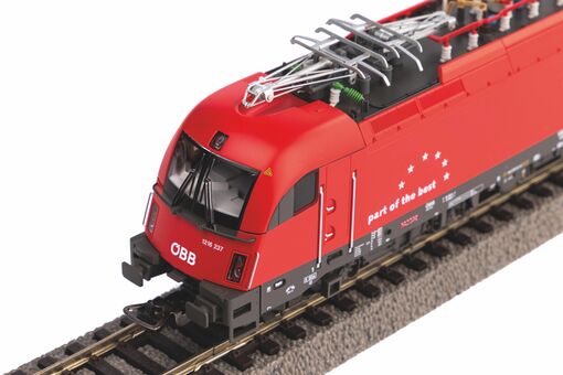 ~Rh 1216 ÖBB VI 4 Pantographs
