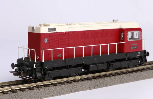 Piko Diesellok BR 107 DR IV Wechselstromversion Artikelnummer: 52421