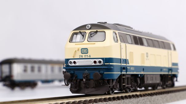 Piko Diesellok BR 216 DB IV Artikelnummer: 52408