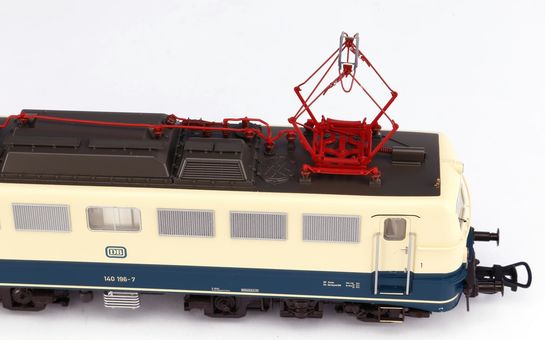 Piko E-Lok BR 140 DB IV mit Verschleißpufferbohle Wechselstromversion Artikelnummer: 51749